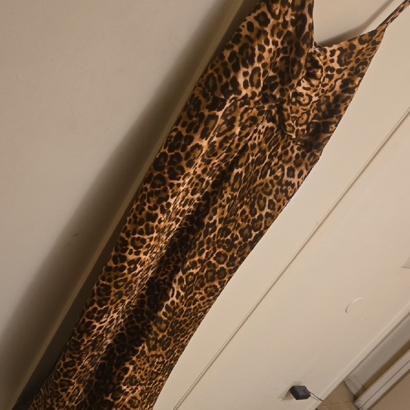 sofia by sofia vergara Leopard Print Maxi Dress - Brown & Black - Picture 5 of 5